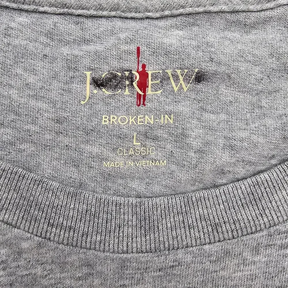 J. Crew Mens size L Broken in Short Sleeve Pkt Crewneck T-Shirt Gray BW044 NEW